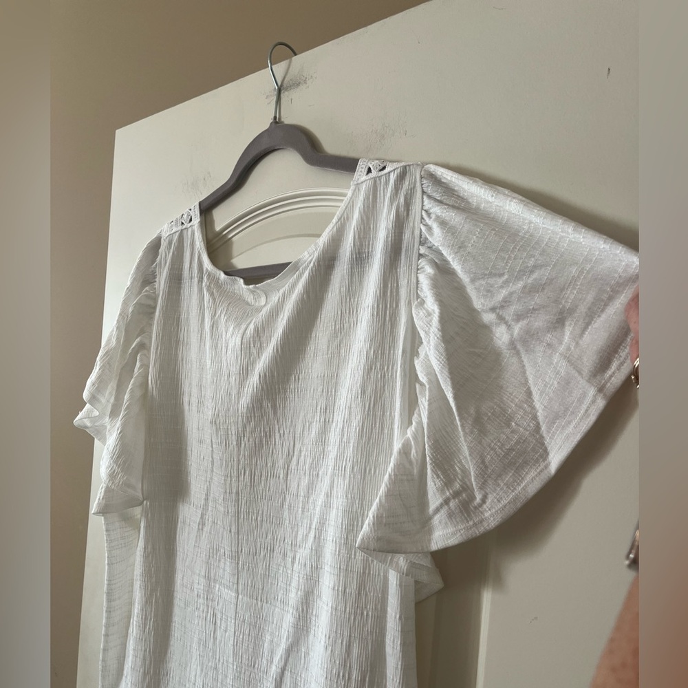 New! Max Studio Designer White Lace Detail Women's Top Size 1X - Picture 14 of 14
